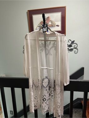NWOT Ember Sheer White Lace-Trim Swim Coverup Kimono Medium #DC047